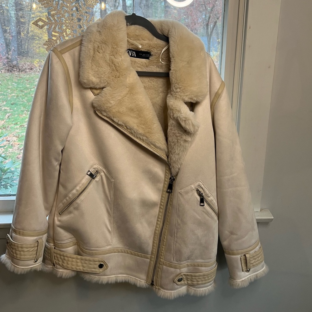 Beautiful Zara Faux Fur Lined Aviator Style Jacket